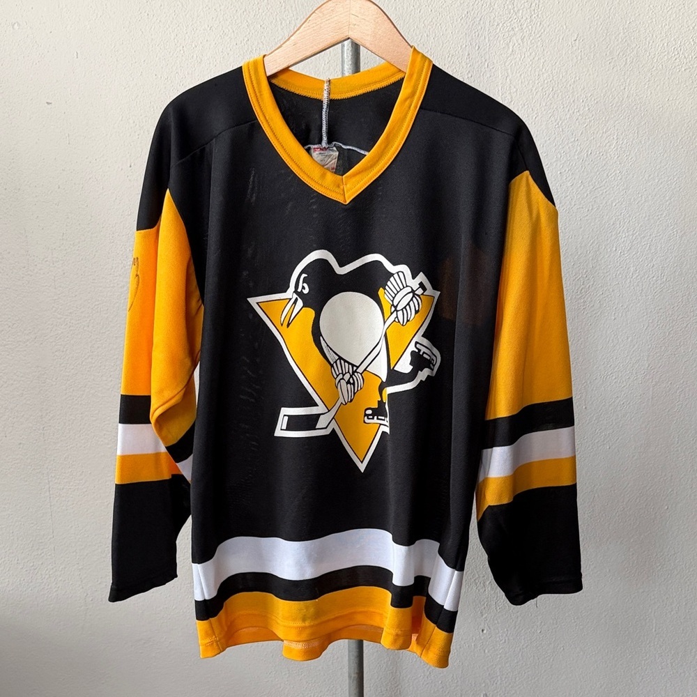 Vintage CCM Pittsburgh Penguins Signed Hockey Jersey Size Medium